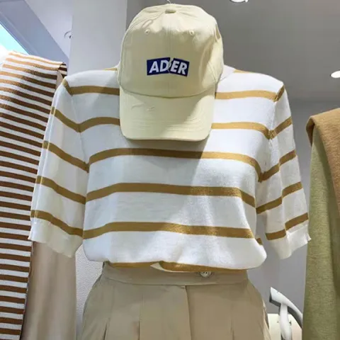 [브리치]  / 라운드넥 심플 스트라이프 여름 니트 반팔티 692128