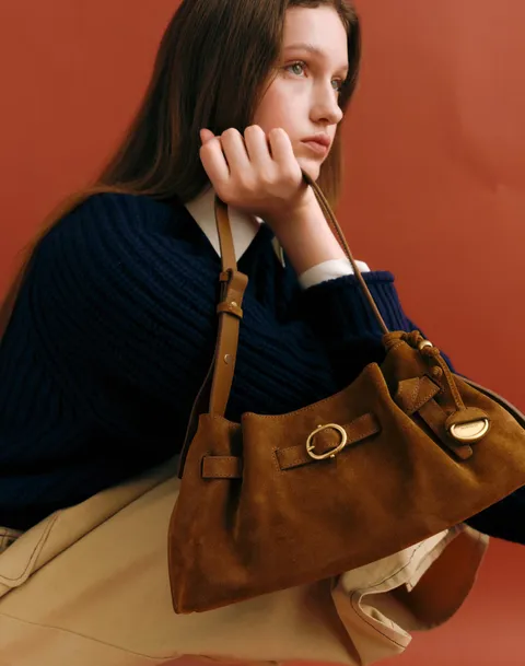 [BRETT] 브렛 브라운 스웨이드 버클 디테일 숄더백 S JABA5F082W2 463694