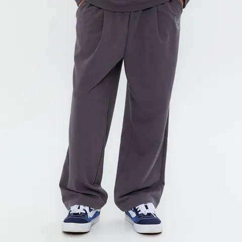 [하프클럽] KULTE LAUREL LOGO TRAINING PANTS GREY