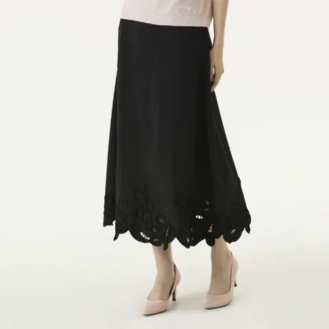 [롯데백화점][손정완]꽃 자수 펀칭 스커트 ZDK51040