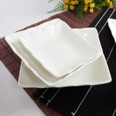 에이치플러스몰 킴스아트 정사각 주름찬기(3호)(화이트) 사각찬기 반찬그릇 화이트접시 개인접시