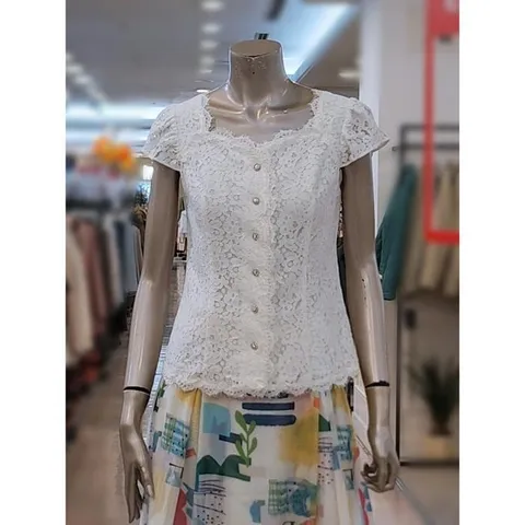 세이브존03  레이스 캡소매 블라우스 AGMYBAWB3040A (33259288)_3