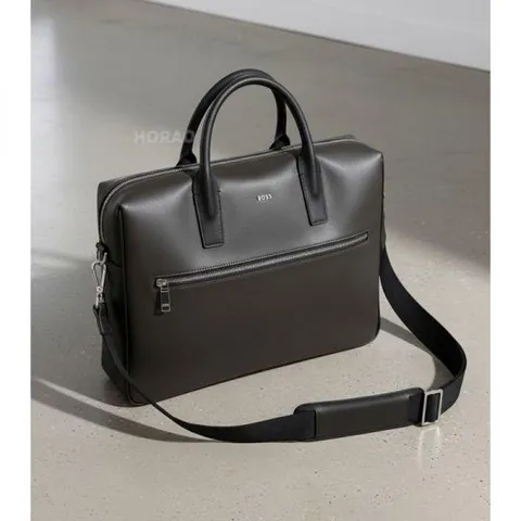 MUST IT_ 26SS Grained document case (50563865-207) (그레인드 서류 케이스)