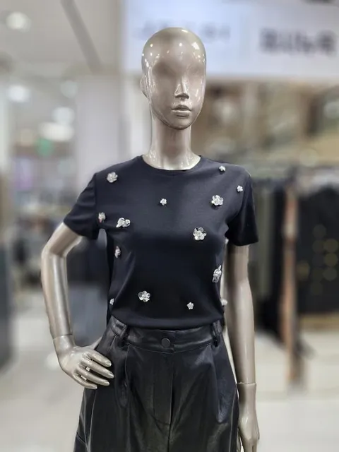 세이브존04 플라워 비딩 티셔츠 DFM5TC2840TC (41262867)