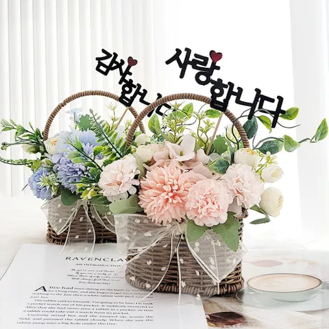 끌레르 카네이션 조화 꽃바구니 부모님 어버이날 선물