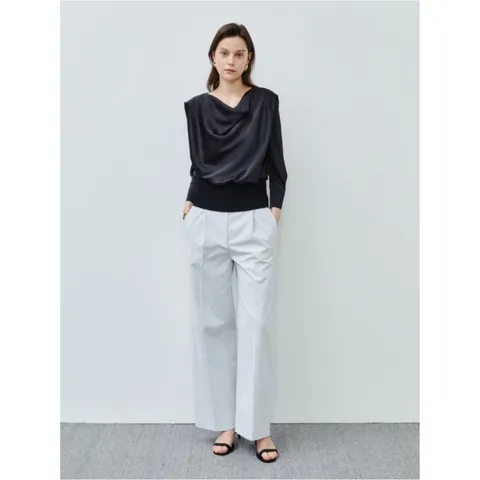 [롯데백화점][아이잗컬렉션(피)]니트 믹스 드레이프 실키 블라우스 (CR4A0BL331)