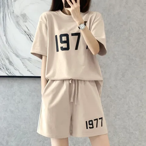 여성 여름 반팔 반바지 트레이닝 상하 세트 베이지 여름트레이닝세트 반바지트레이닝세트