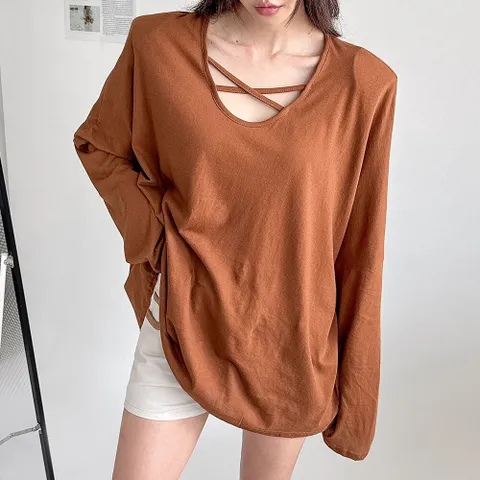 여자 어깨패드 크로스 유넥 루즈핏 소프트 긴팔 티셔츠