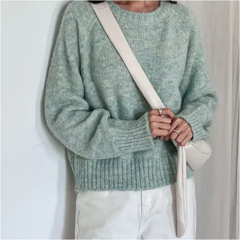 [다잇템] 여자 엷은 라글란 U넥 보카시니트 긴팔티셔츠