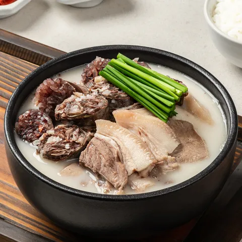 곱창파는청년들 순대국밥 500g