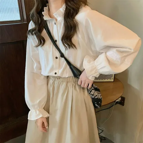 엘레강스 프릴 소매 하이넥 엣지 블라우스