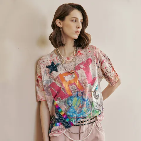 메탈릭 아트 페인팅 루즈핏 반팔 니트