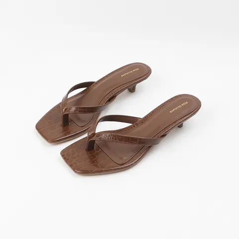 신난다슈 여성 쪼리 여름 뮬 슬리퍼 샌들힐 플립플랍 낮은굽 SO251139 브라운