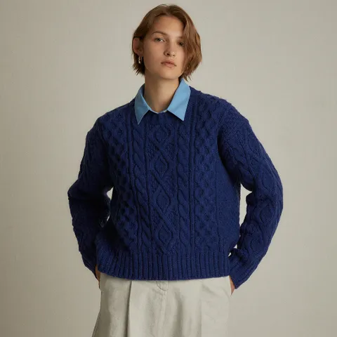 Cable knit sweater (cobalt blue)