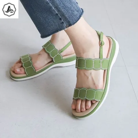 발 편한 여성 큐빅 스트랩 슬링백 여름 샌들