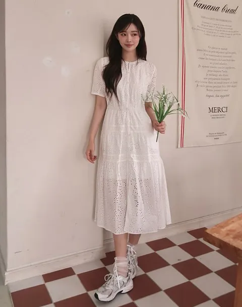 헤지스 여성 [[25SS]] HSDR5B305WT [면100%]화이트 아일렛 티어드 반소매 원피스