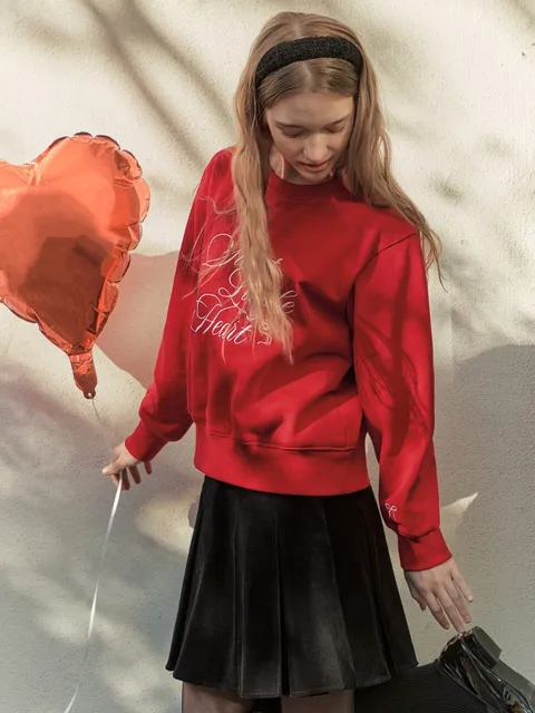 리본 레터링 맨투맨 RIBBON LETTERING SWEATSHIRT / RED