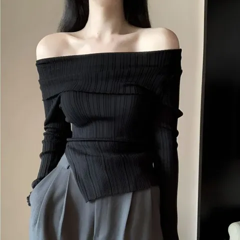 [하프클럽/모노무드] 골지 오프숄더 언발 트임 티셔츠 돌찬치룩 패션 무드