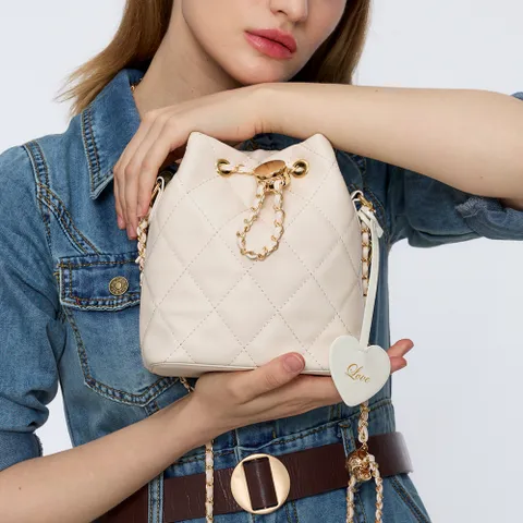 [최초가 220,000원] 브레첼 퀼팅 체인 미니 버킷백 H25H1029 2color