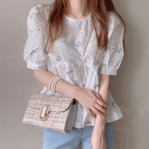 블라우스 웨딩게스트 편안한 오텀 캐주얼 페미닌룩 빈티지 웨딩게스트 심플 간절기