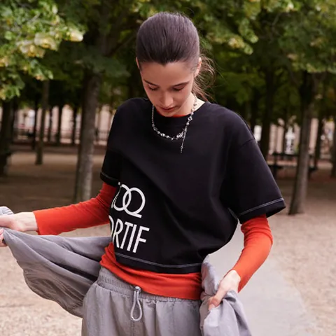 공식] 여성 루즈핏 크롭 레터링 반팔티 (QP322ORS71)