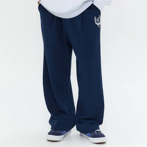 [하프클럽] KULTE LAUREL LOGO TRAINING PANTS NAVY