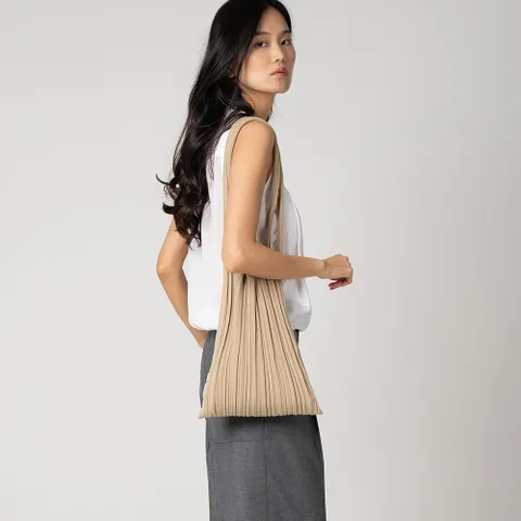 [무케] 닛닛_바코드 데일리백 Groundbeige 바코드백 여성가방 셔링 플리츠백