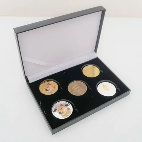 비트 코인 케이스 선물함 5구 기념주화 장식품 선물 주화 동전 가상화폐 비트코인