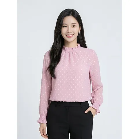 [하프클럽] 셔링넥 자수 블라우스-R1BB221587A