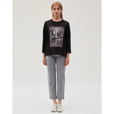 [롯데백화점][손정완]봄 여름 데일리룩 미니멀 프린팅 레귤러 티셔츠 ZDR33081-CC