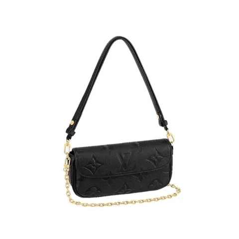 [명품]  월릿 온 체인 아이비 모노그램 앙프렝뜨 숄더백 블랙 M82154