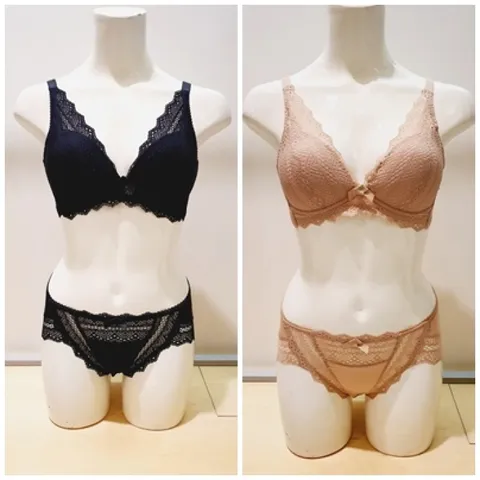 [롯데백화점](언더웨어)]러블리한 노와이어 풀컵 브래지어세트 ABRR4411ABP4411N