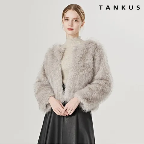 정상가:119,000 | 페미닌 라운드 페이크 퍼 하프 자켓 (TV4JK029L0)