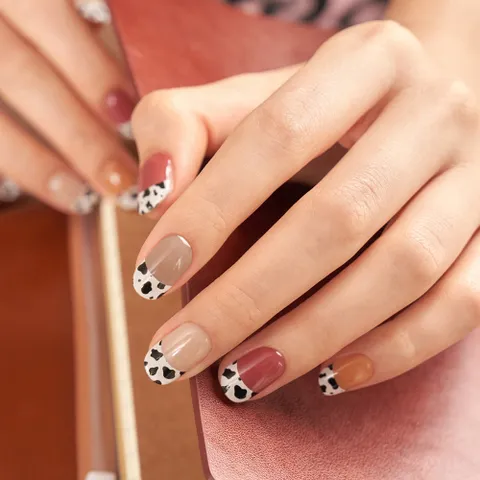 엣지유 멍뭉달마시안 붙이는 셀프 젤네일