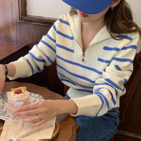 여성 스트라이프 반집업 세일러 카라 데일리룩 니트