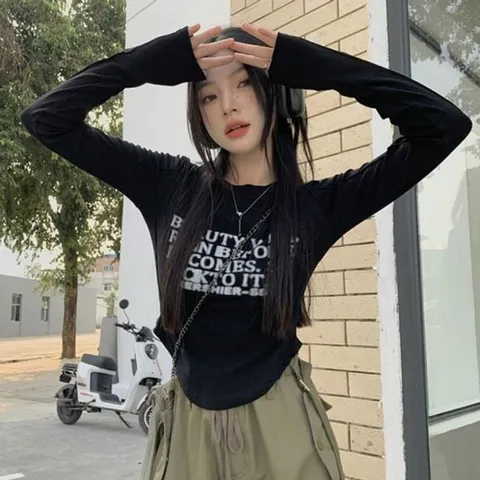 스테디 롱슬리브 텍스트 라운드칼라이지웨어 슬림 긴팔 무지티 무지긴팔 크롭티