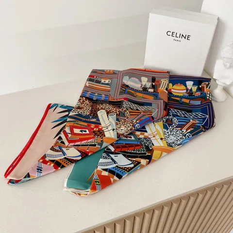 [브리치]  / 1 + 1 까노 패턴 큰사각 실크 스카프(8종)