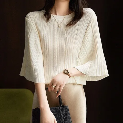 라운드넥 7부 소매 니트티 오프라니트티