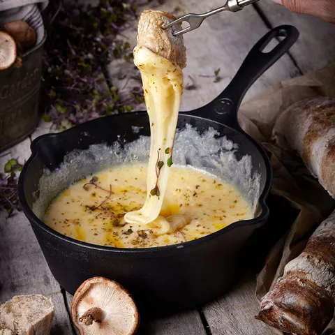 빅토리아 주물 소스팬 에나멜 무쇠팬 소스팟 인덕션후라이팬 0.4L