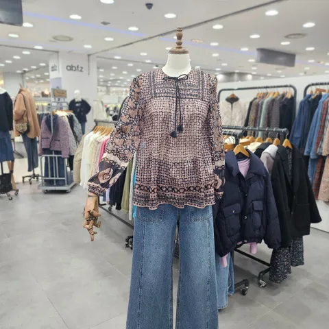 라운드넥 유니크 보더 블라우스 T242MBL136W_CA