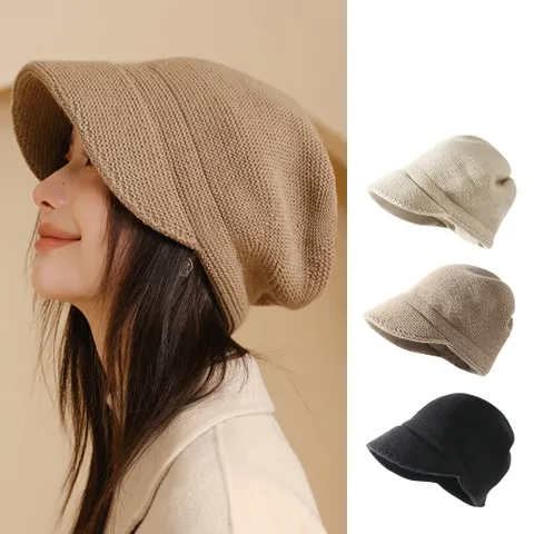 이로아 패션비니 루즈핏 니트 여성 얼굴작아보이는 숏비니 챙모자