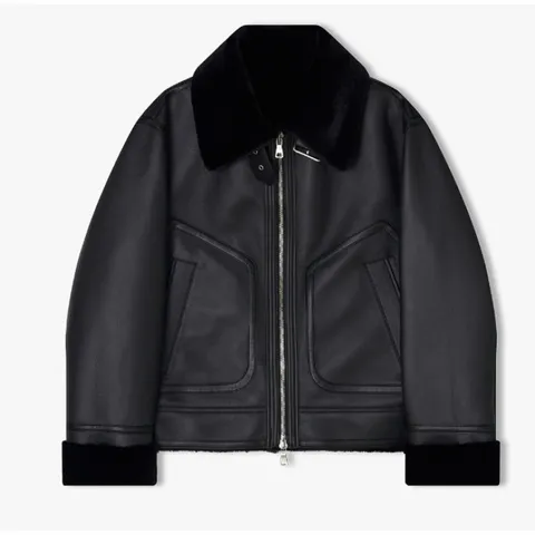 [롯데백화점][리버클래시]리버클래시 24F/W 블랙 세미오버핏 램터치 무스탕 LKW25451