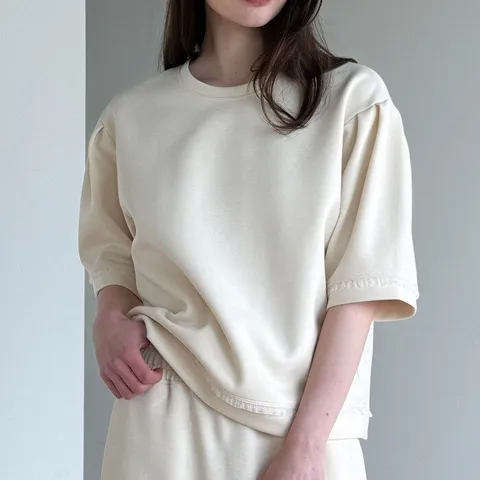 [플랩] 프릴 퍼프 맨투맨