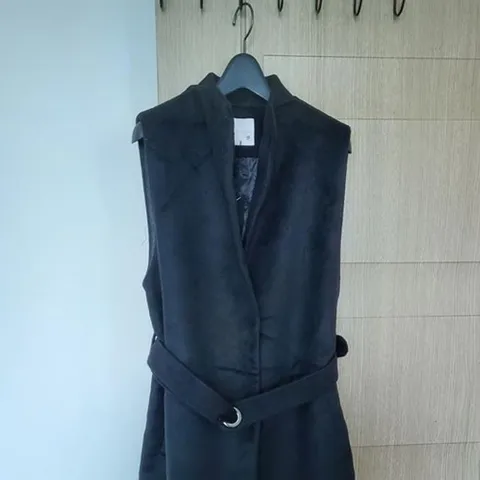 [오노마] ONM W20928 노카라 벨트 모직 롱조끼 정장 출근룩 하객룩 (9088085)