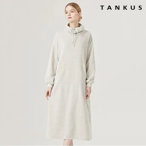 정상가:79,000 | 캐주얼 하이넥 스트링 기모 롱 원피스 (TV4OP012L0)