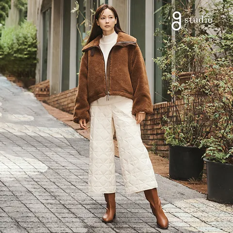 지스튜디오 25FW 지 위켄드 헝가리구스다운 큐롯팬츠