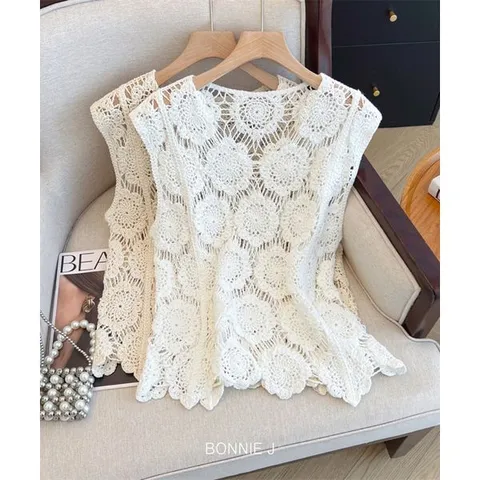 [하프클럽/보니제이]비치커버 펀칭 여름 뜨개 민소매 니트 블라우스 나시