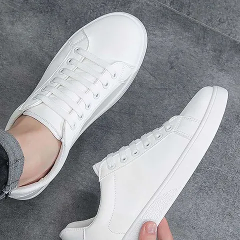 남자 데이트 룩 청바지 화이트 스니커즈 운동화 코디 남자운동화남자신발