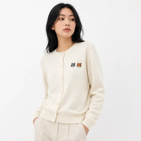 26SS 메종 키츠네 더블 볼드 폭스 헤드 패치 레귤러 가디건 라떼 OW051CFKT1181 P702