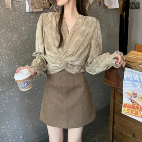 여자 가을 페미닌 꼬임 벨벳 융 소매주름 블라우스
